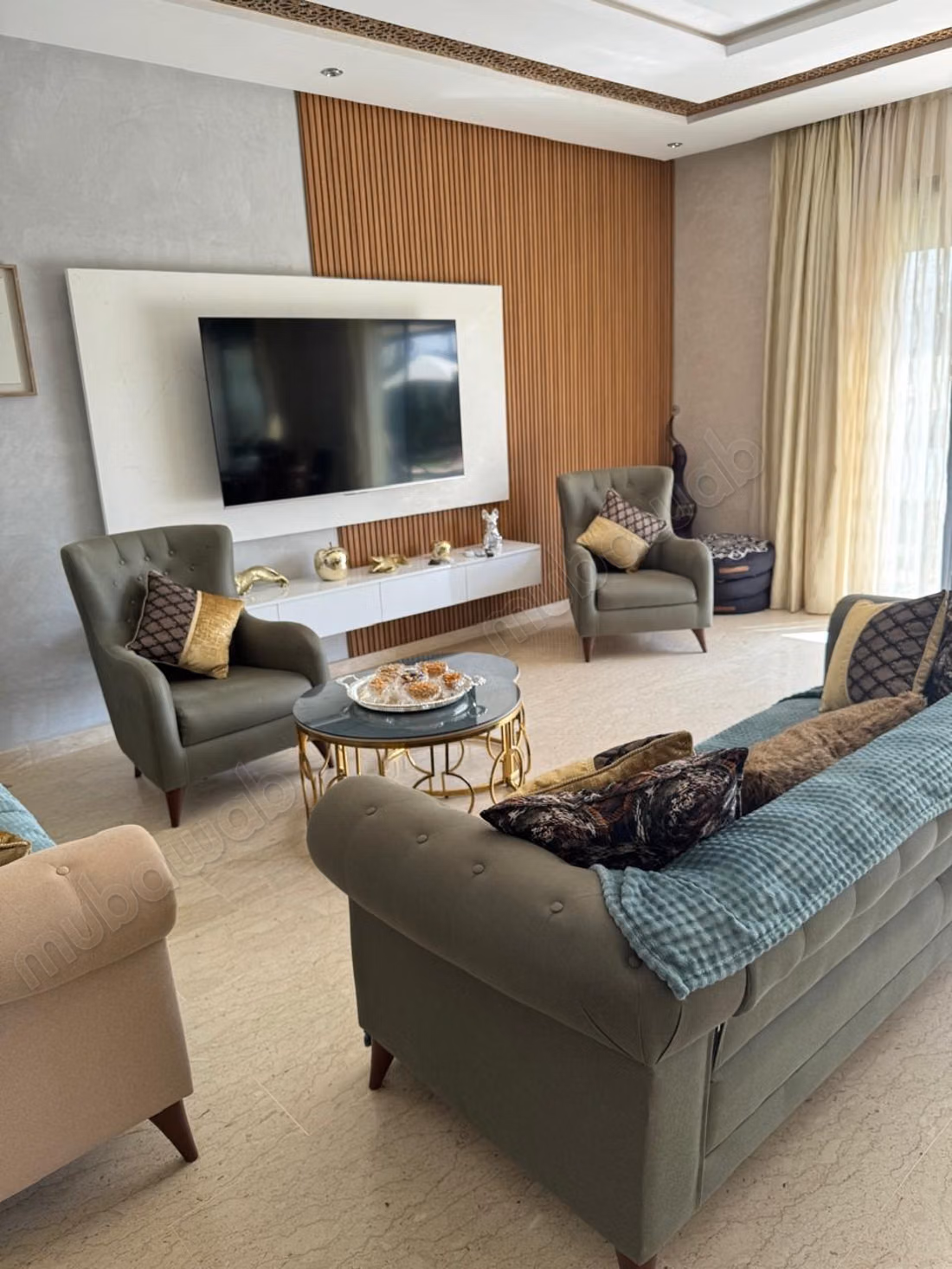 Alquiler de temporada de villa de lujo en Agadir Melloul. Superficie total de 120 m². Plazas de aparcamiento y hermoso jardín