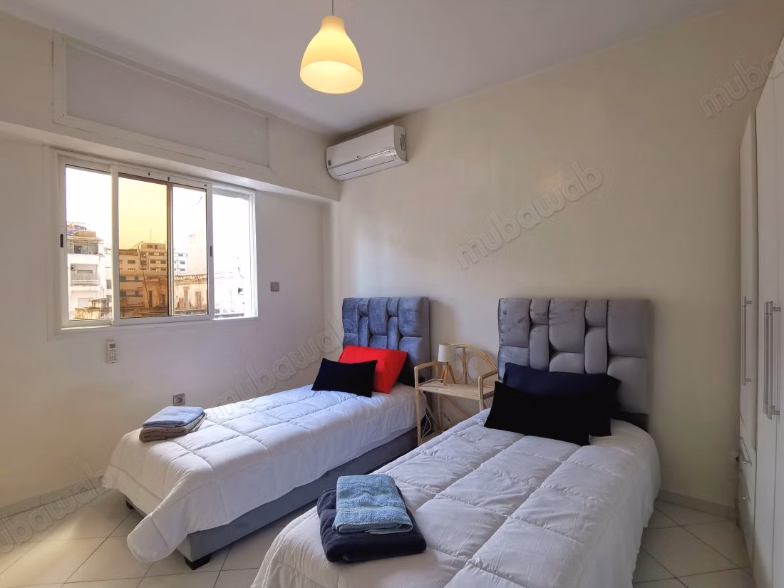 Appartamento con 3 facciate nel centro città