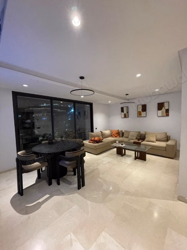 À LOUER Appartement 2 chambres Meublé CFC