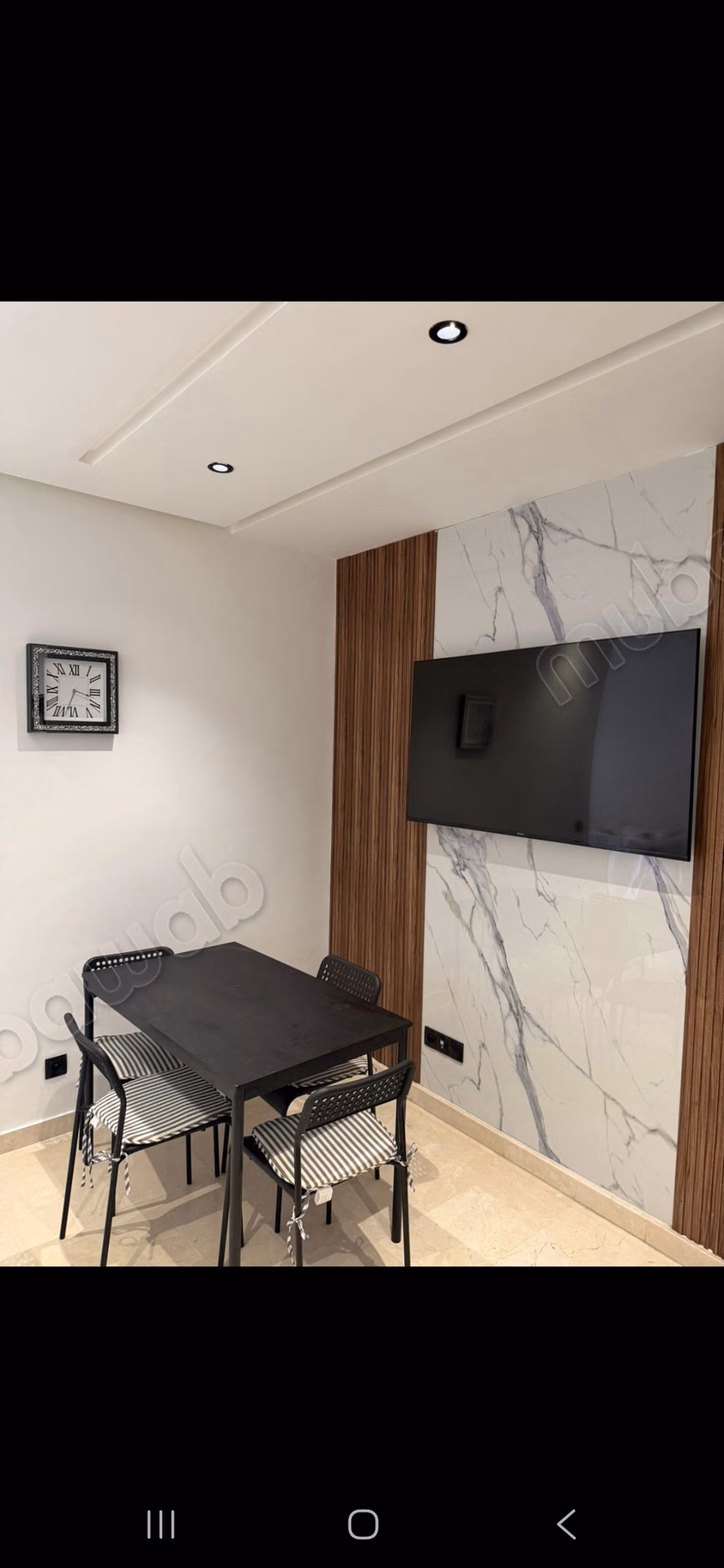 Bel appartement en location à Les princesses.
Surface de 44 m².
Meublé