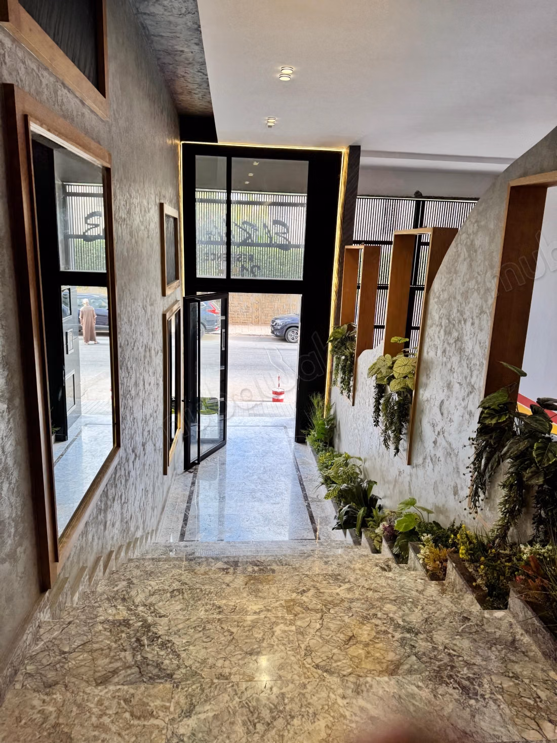 Beautiful apartment for rent on bd. Anoual 1 bedroom. Well furnished