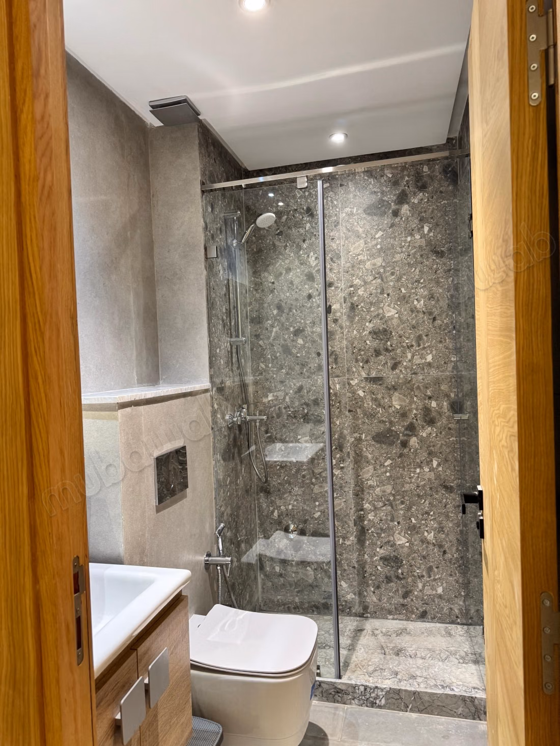 Beautiful apartment for rent on bd. Anoual 1 bedroom. Well furnished