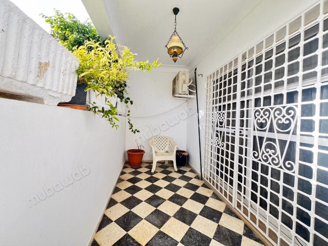 A louer: Rez de chaussée en S2 à Hammamet