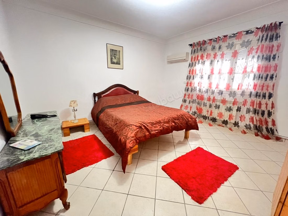 A louer: Rez de chaussée en S2 à Hammamet