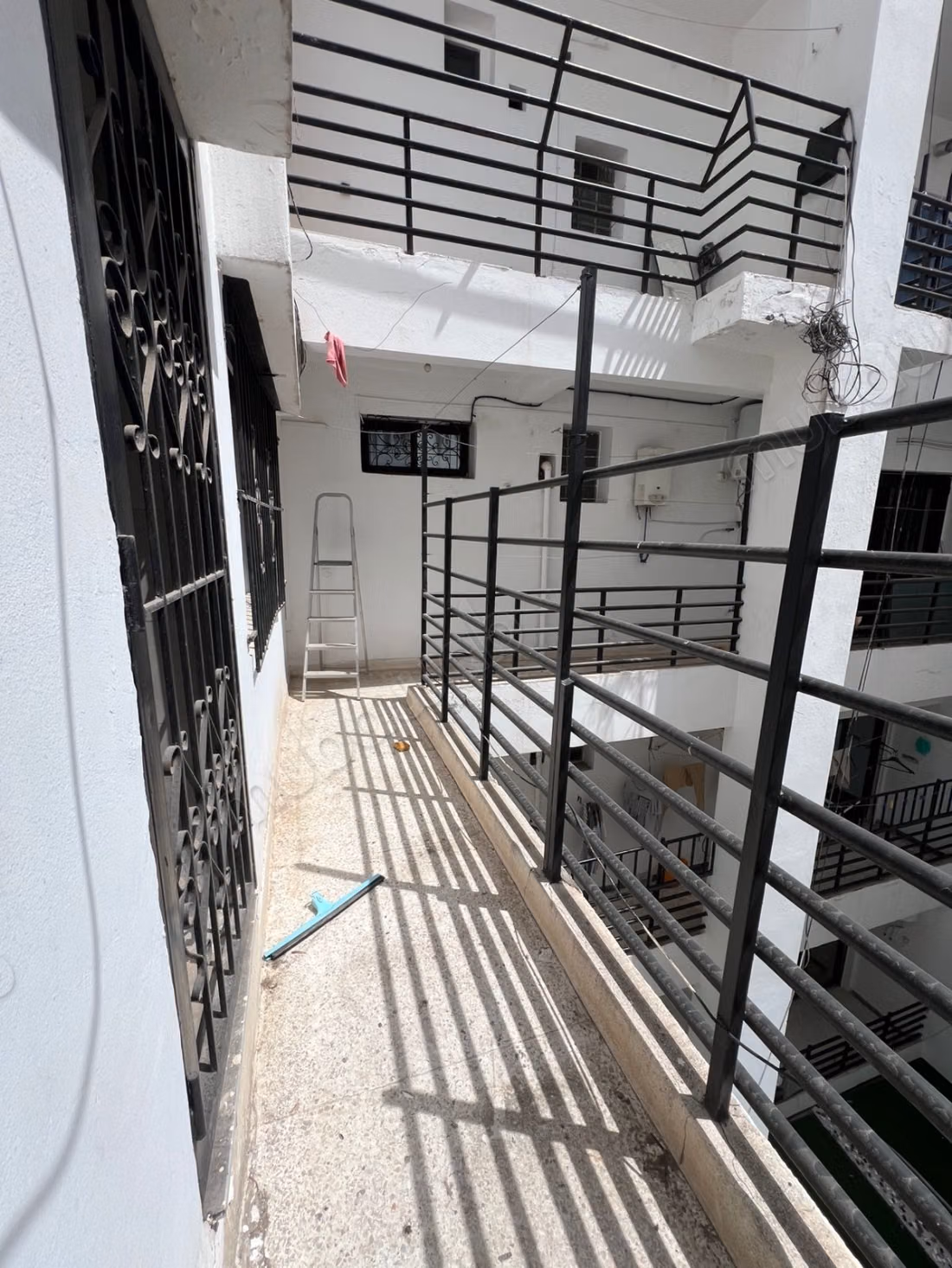 Superbe appartement vide 4 Chambre à Quartier Racine