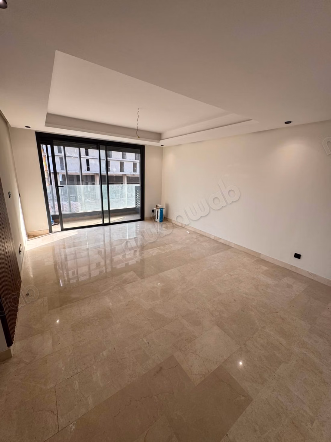 Appartamento in affitto a Casablanca Finance City. 2 camere. Finestre con doppio vetro e porta blindata