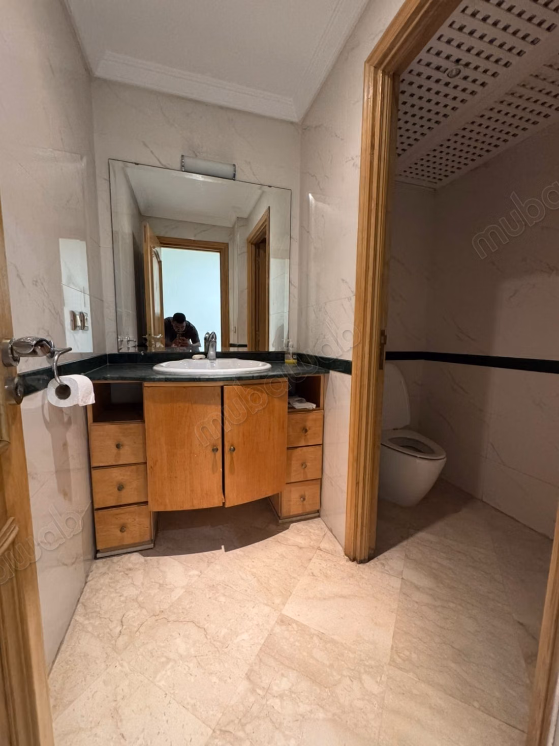Très bel appartement Meublé à 3 chambres à Quartier Racine