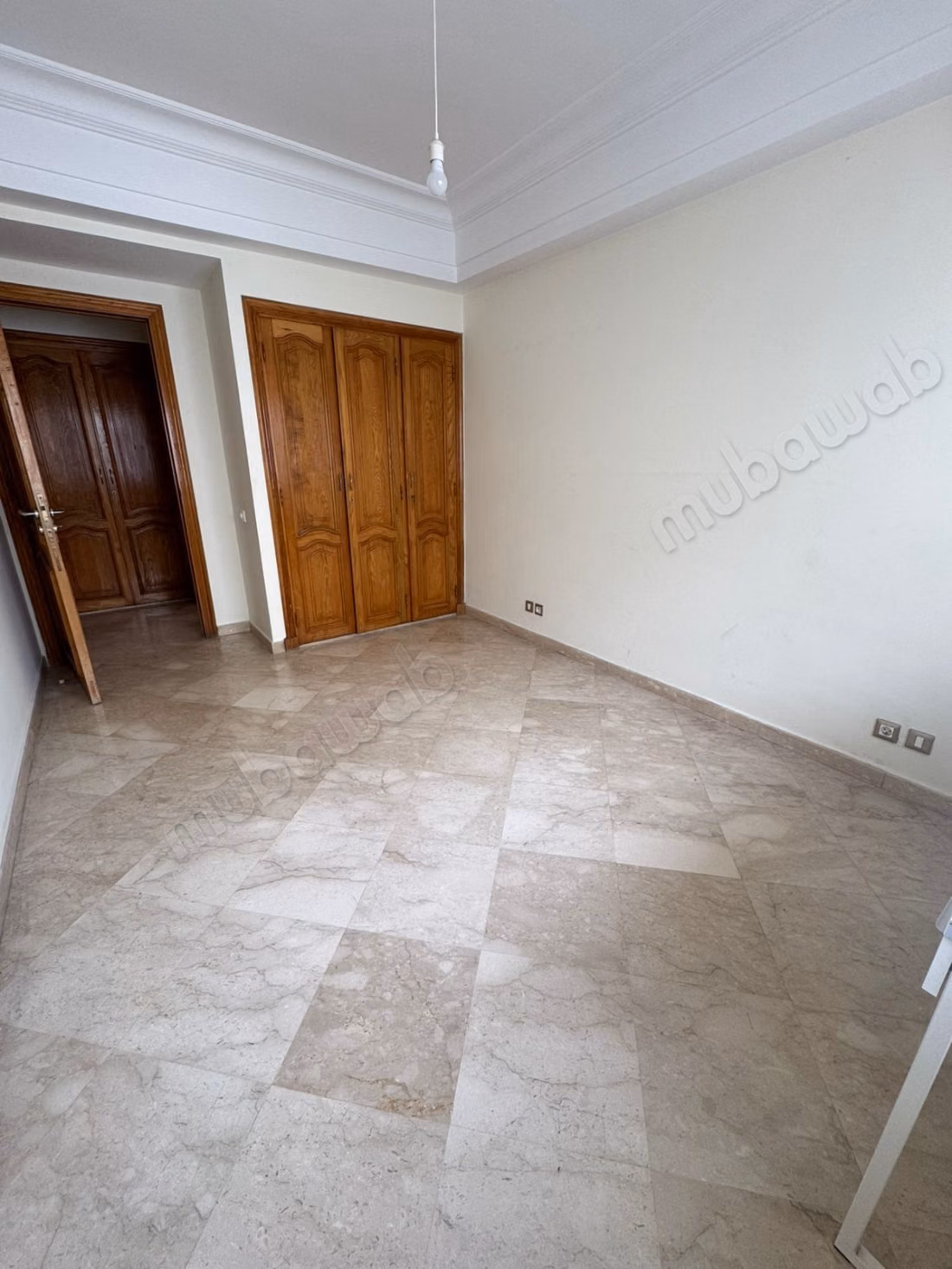 Très bel appartement Meublé à 3 chambres à Quartier Racine