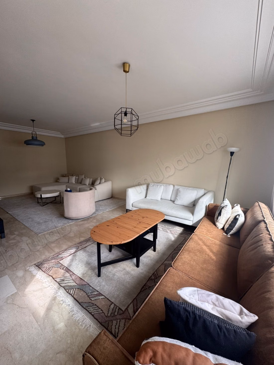 Très bel appartement Meublé à 3 chambres à Quartier Racine