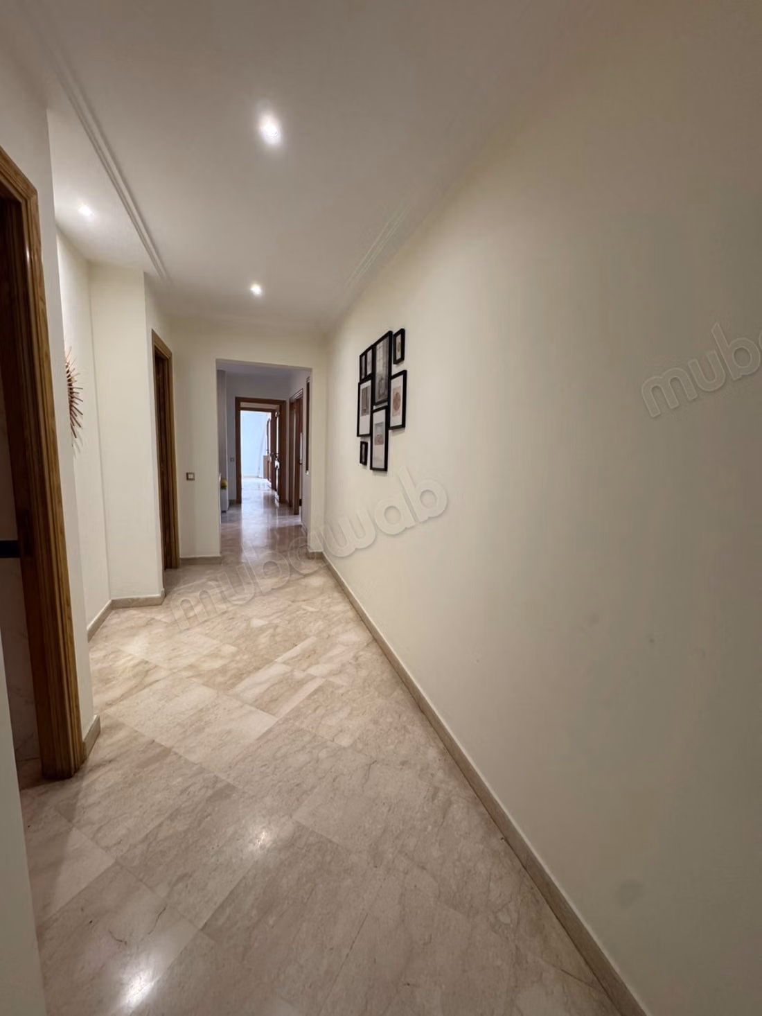 Très bel appartement Meublé à 3 chambres à Quartier Racine