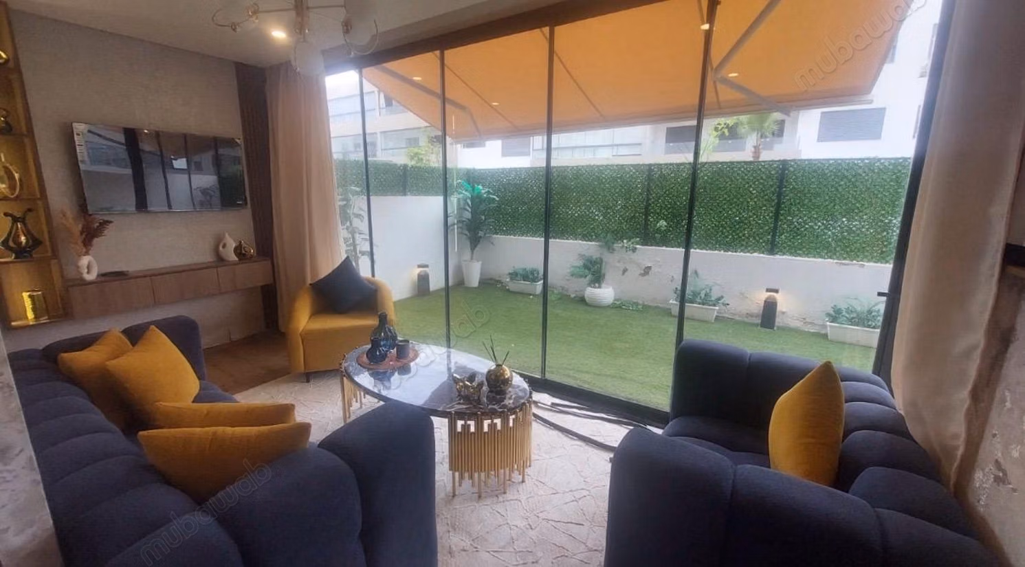 Apt Luxueusement Meublé 2 ch Jardin Résidence Pr