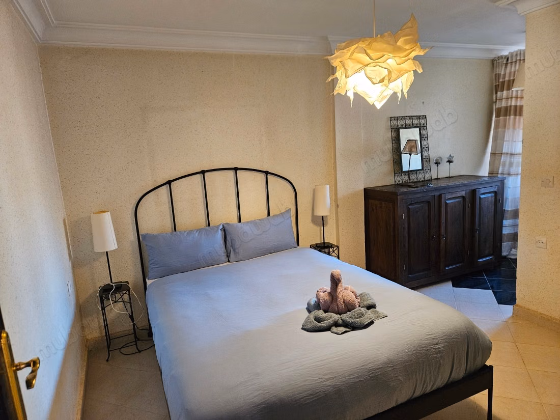 Appartement de 2 chambres avec grande terrasse à louer à Majorelle/Rouidate