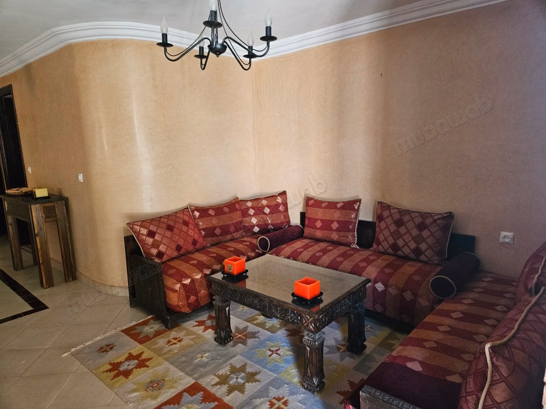 Appartement de 2 chambres avec grande terrasse à louer à Majorelle/Rouidate