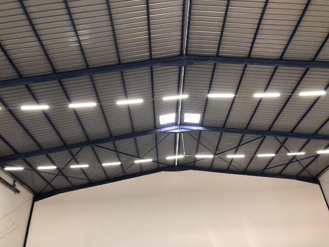 Industriële fabriek van 1124 m in het industrieterrein Sapino te huur