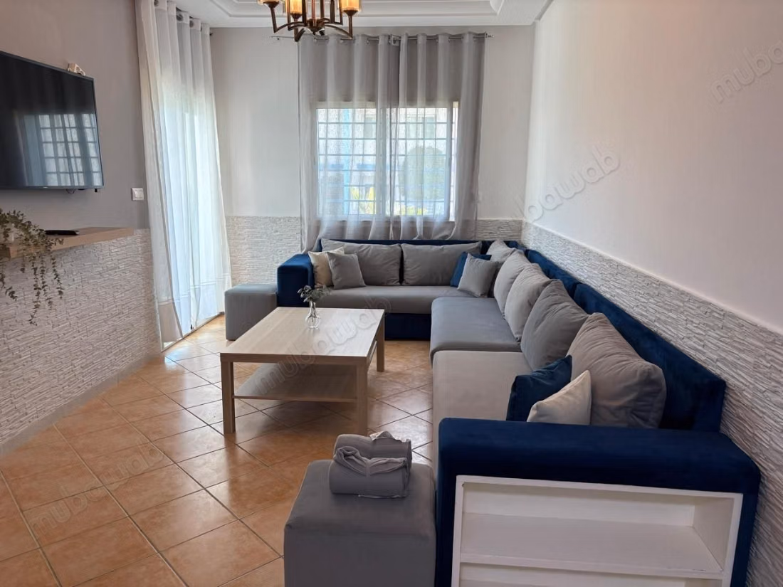 Appartement à louer à Capo Negro. Surface totale 100 m². Meublé