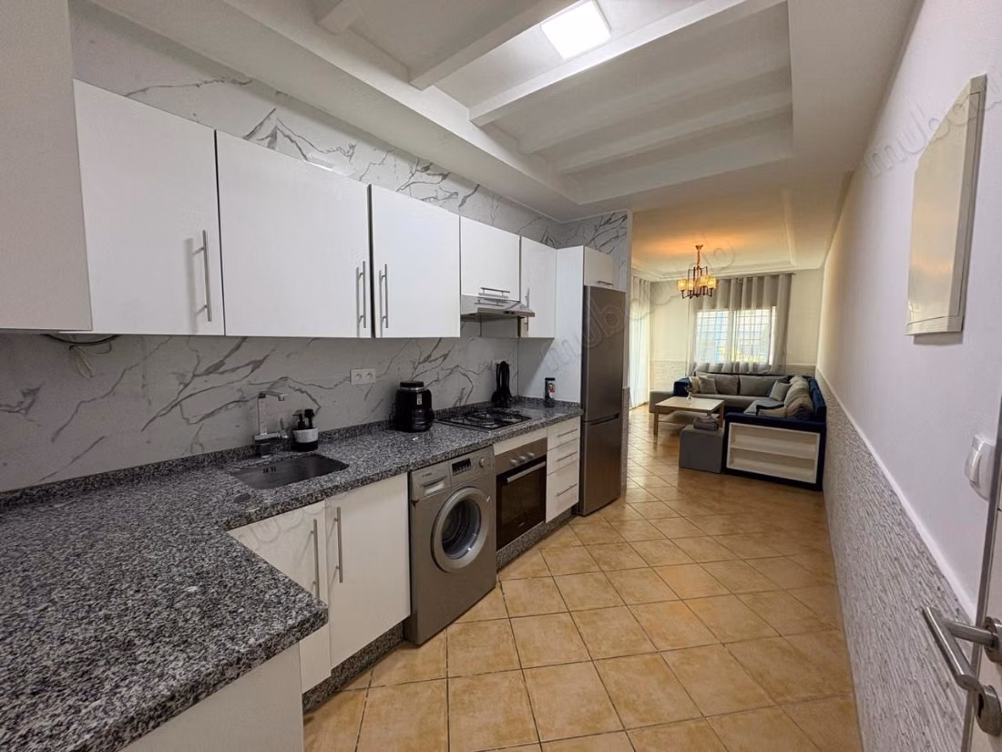 Appartement à louer à Capo Negro. Surface totale 100 m². Meublé