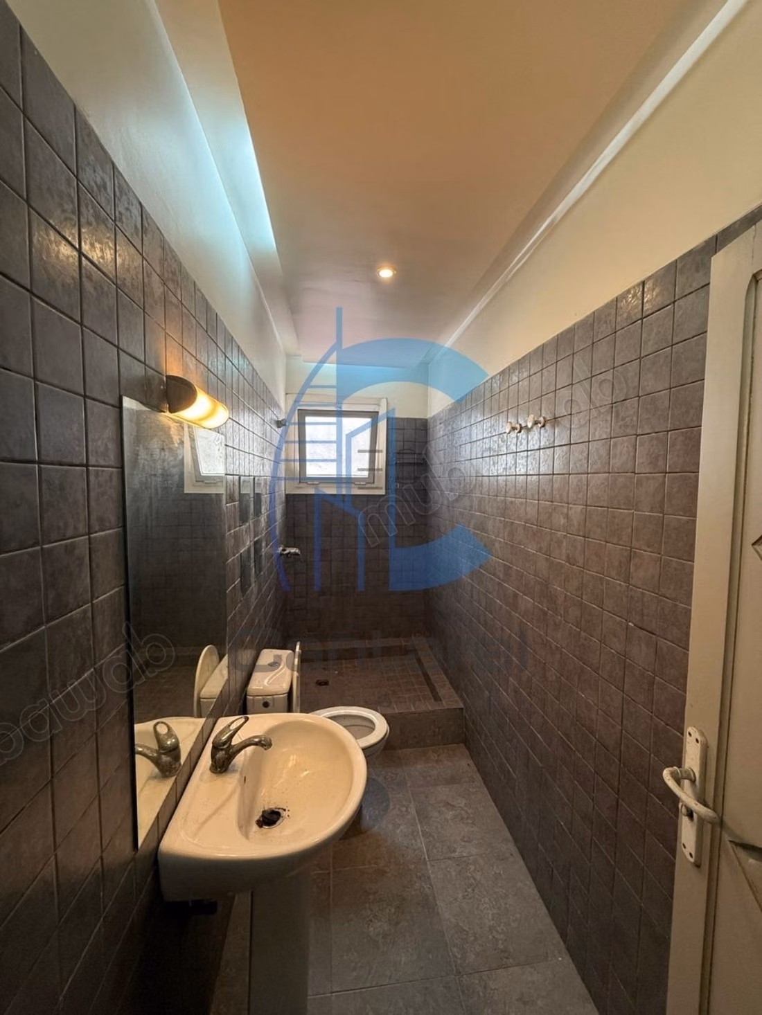 Venta de apartamento vacío en Mers Sultan