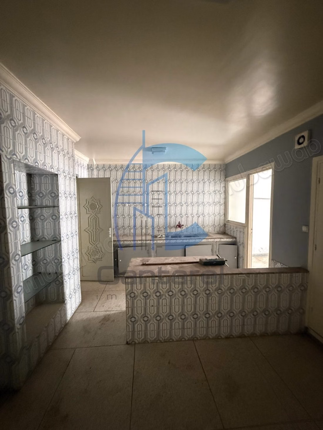 Venta de apartamento vacío en Mers Sultan