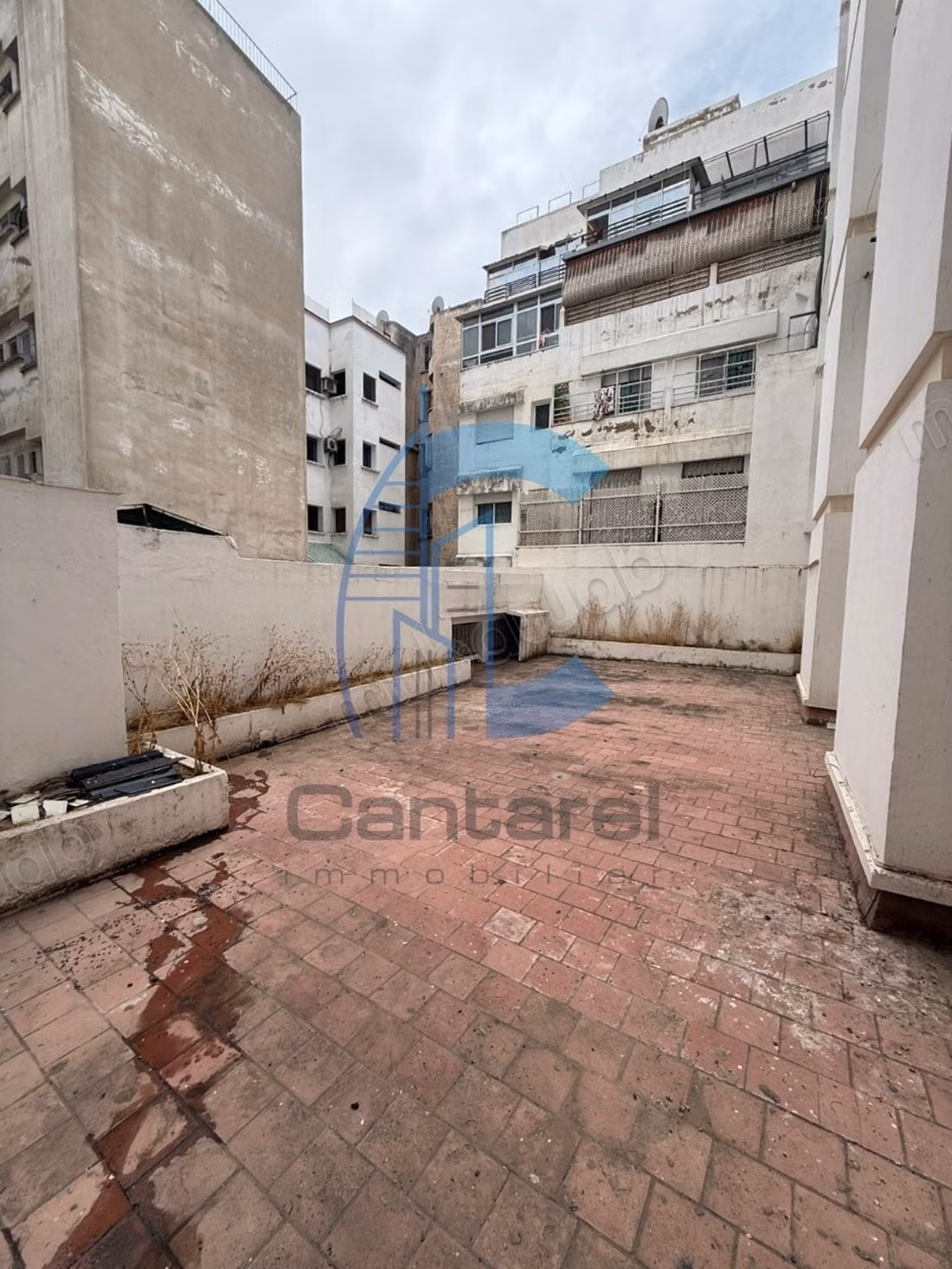 Venta de apartamento vacío en Mers Sultan