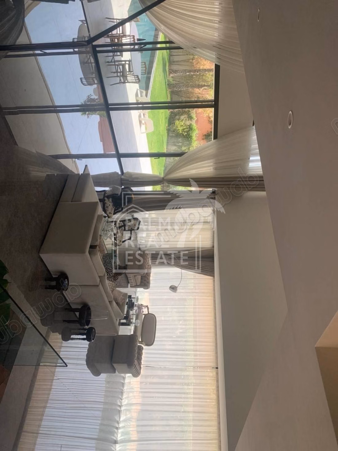 Villa de excepción – terreno de 1,300 m², 700 m² habitables