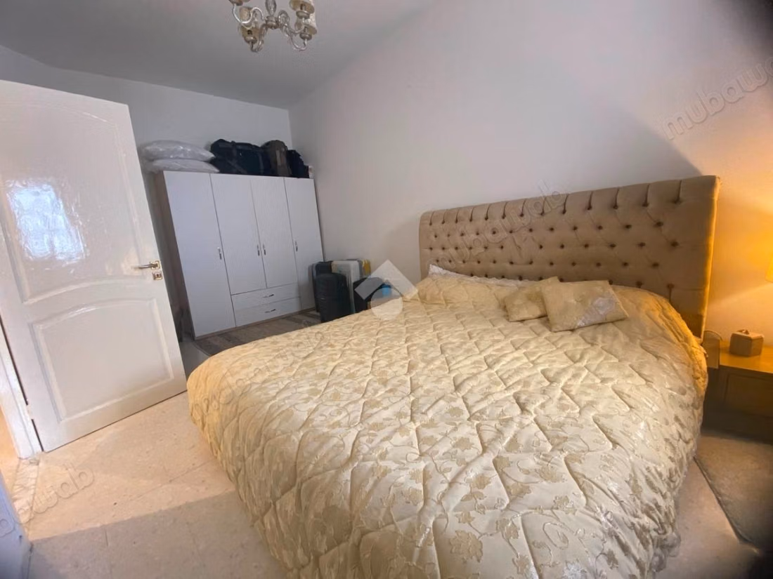 Etage de villa en location