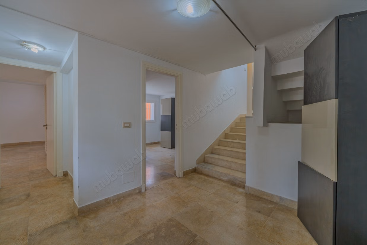 Casa in affitto a La Marsa Ville. 4 camere. Doppi vetri, porta blindata
