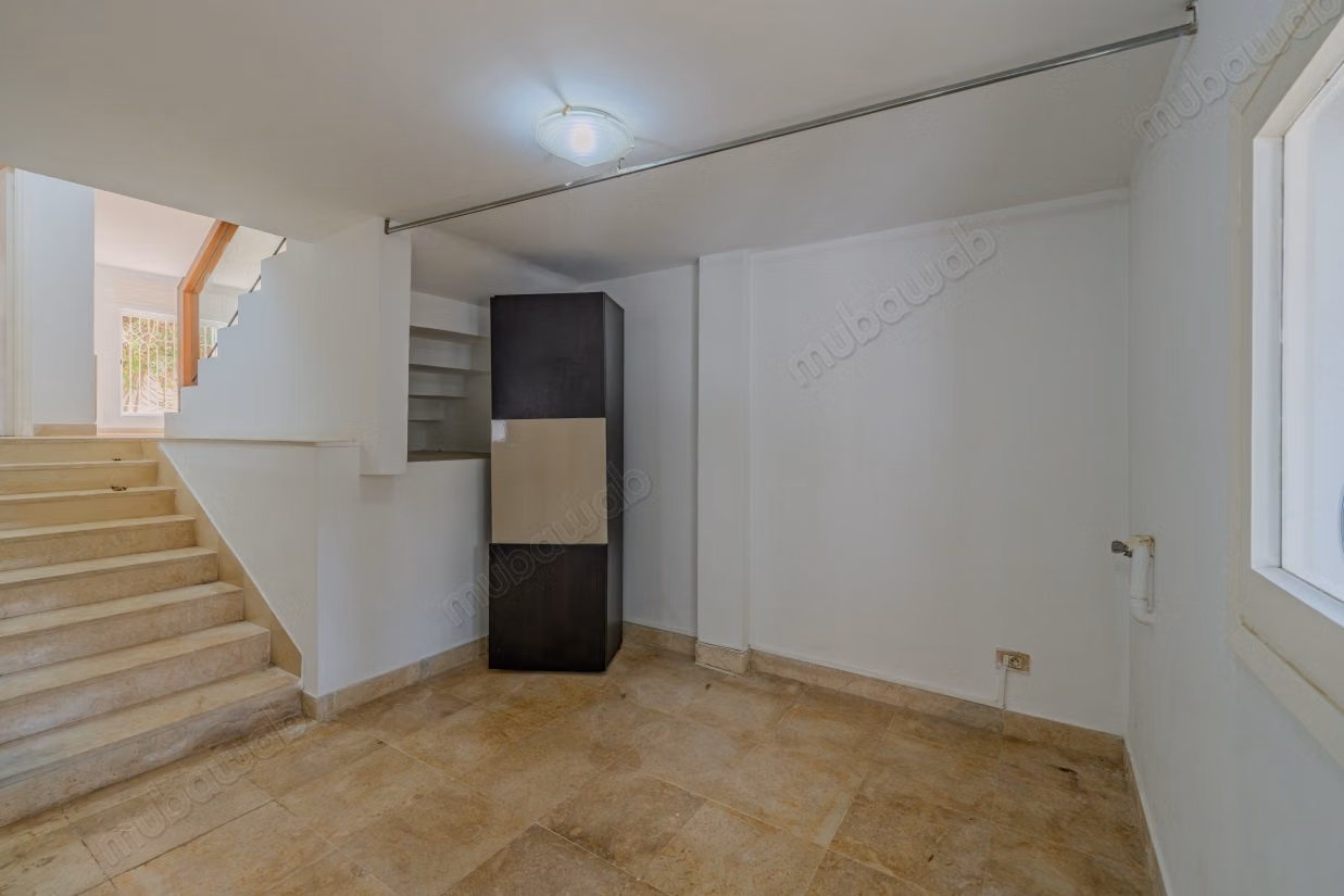 Casa in affitto a La Marsa Ville. 4 camere. Doppi vetri, porta blindata