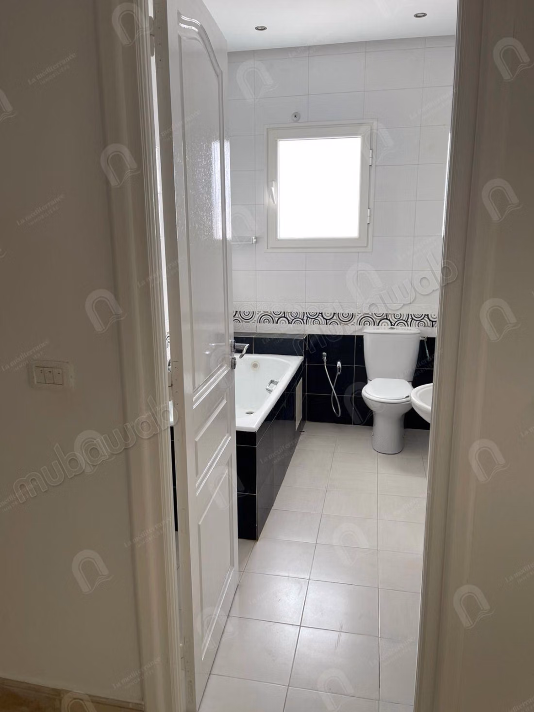 A louer Etage de villa à jardin d'el menzah 2