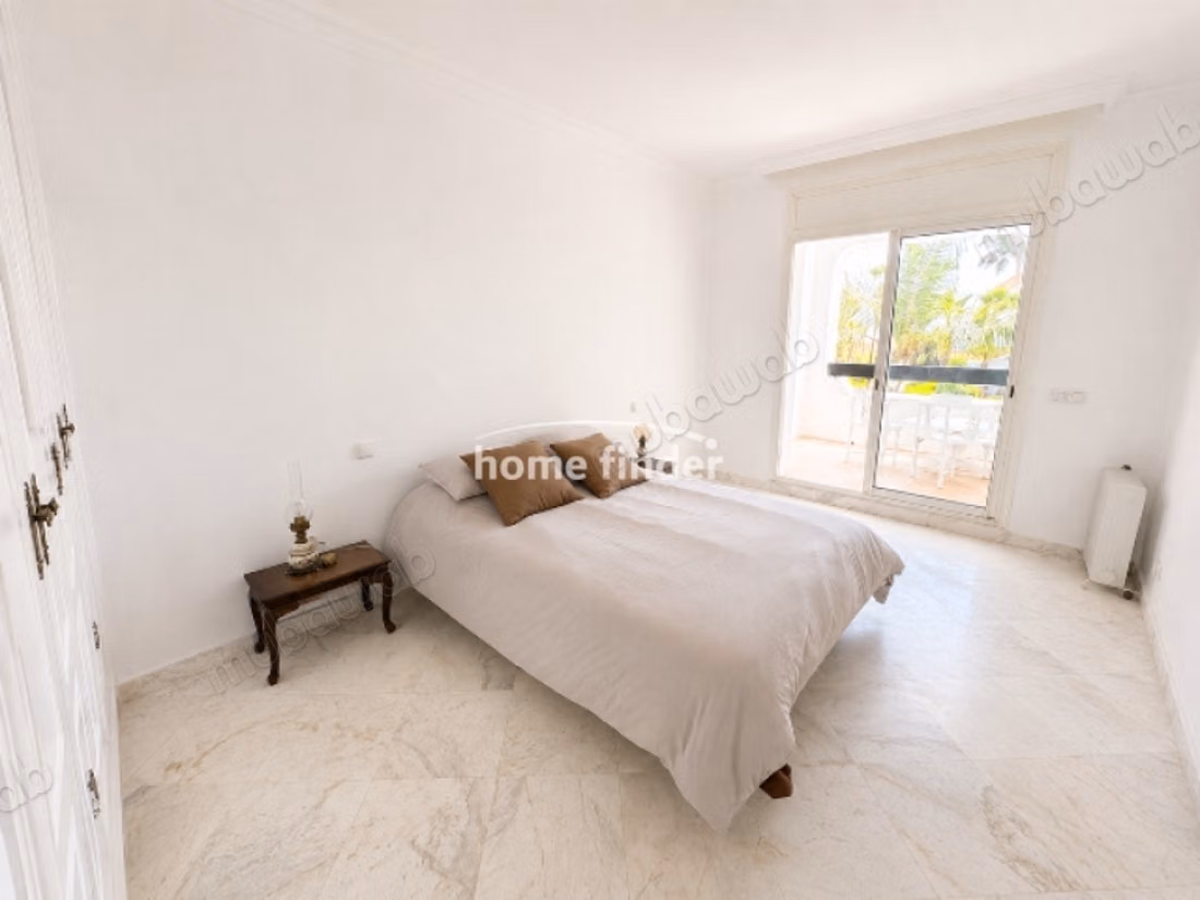 Villa for sale in Dar Bouazza 245 m²