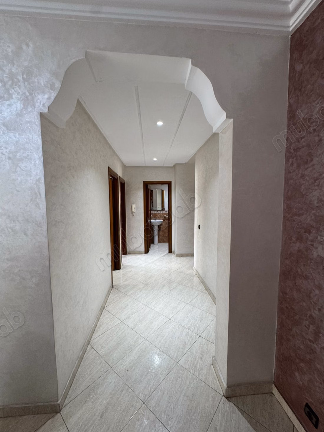 EN ALQUILER - Apartamento Amueblado Les Collines