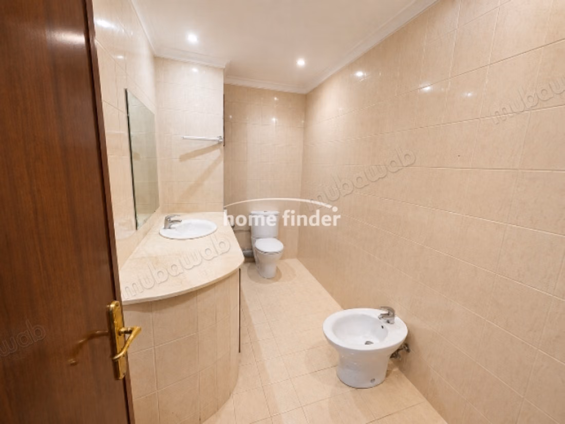 Ufficio in affitto a Gauthier 200 m²