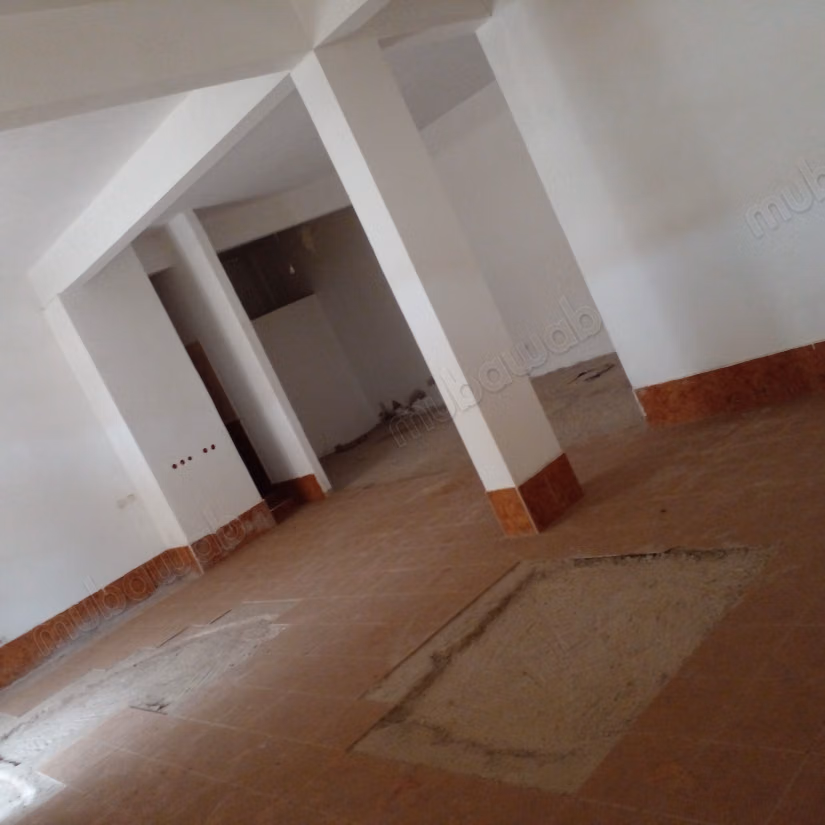 Local commercial en location à Hay Dakhla.
Surface de 460 m²