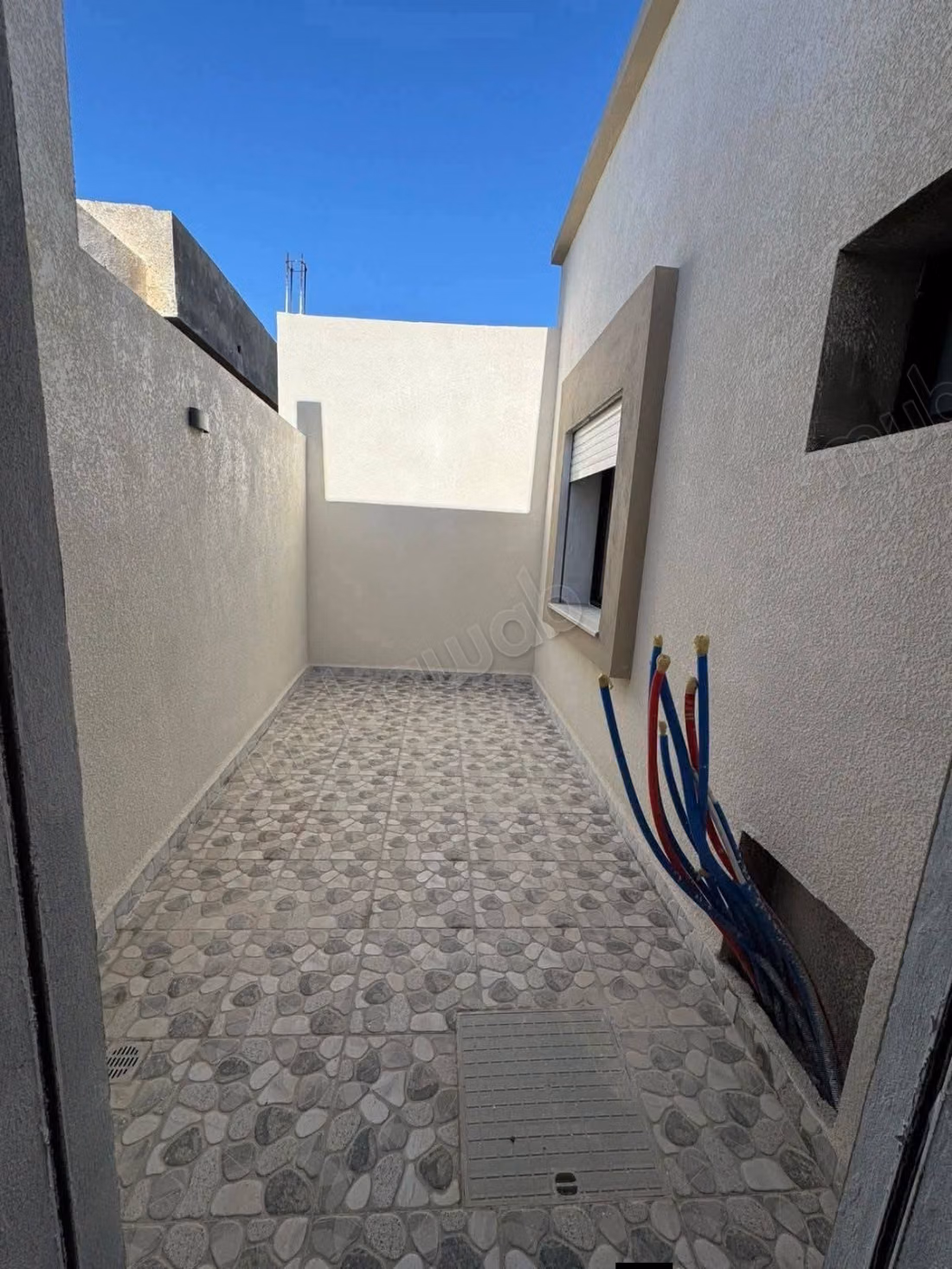 Independent house just 3 minutes from the sea