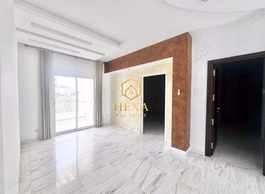 Villa S4 avec piscine à La Marsa