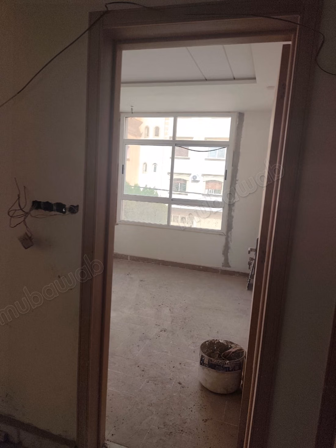 Find your house to buy in Les Iris. Area of 530 m². Large terrace