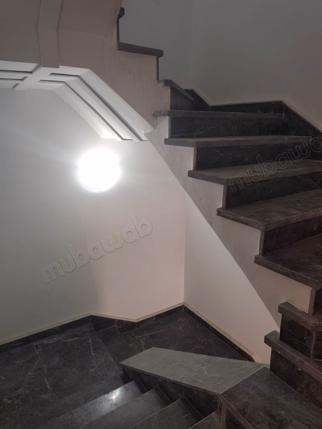 Find your house to buy in Les Iris. Area of 530 m². Large terrace