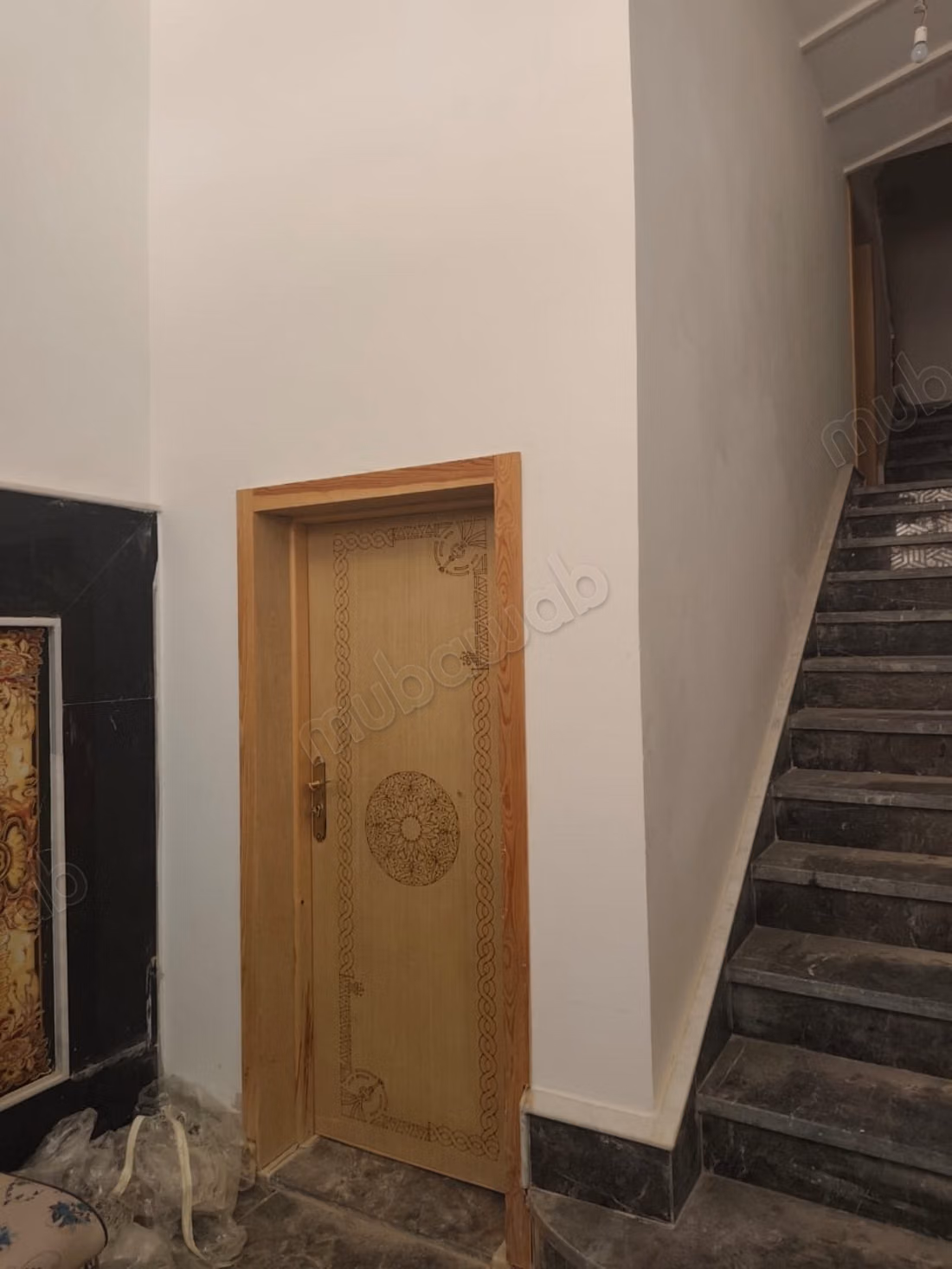 Find your house to buy in Les Iris. Area of 530 m². Large terrace