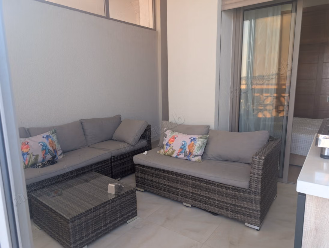 Apartamento en Venta con Vista a la Piscina – Mansouria