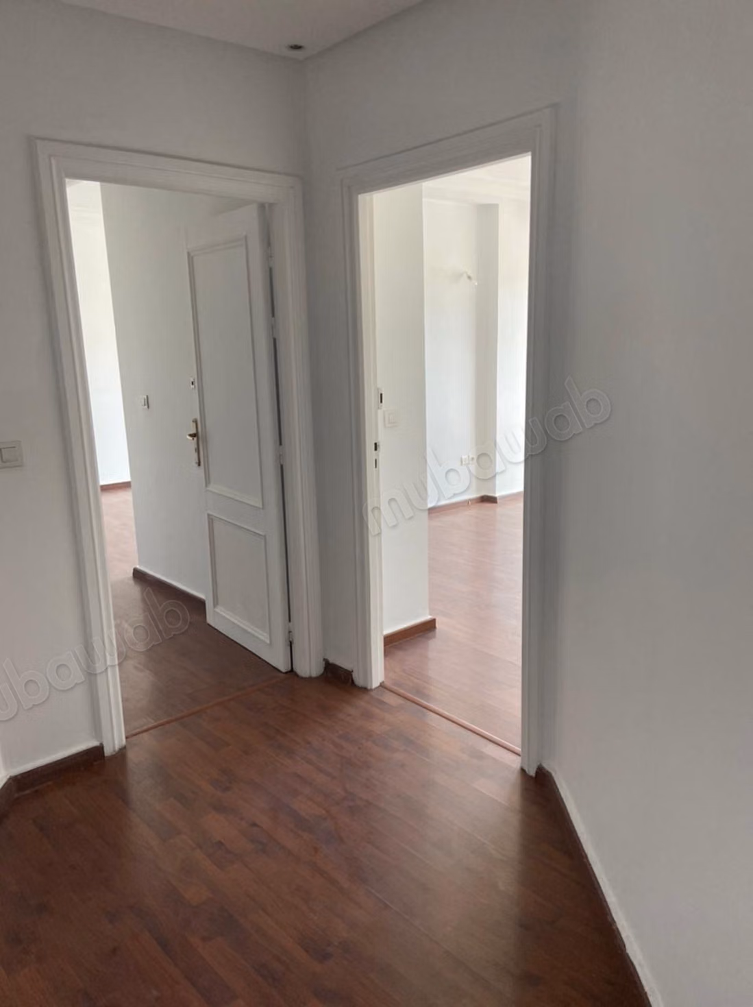 Alquiler de un apartamento en Agdal. 3 habitaciones. Ascensor y terraza
