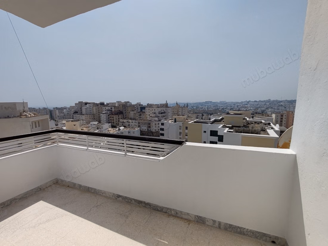 A louer un appartement S3, Ennasr 1