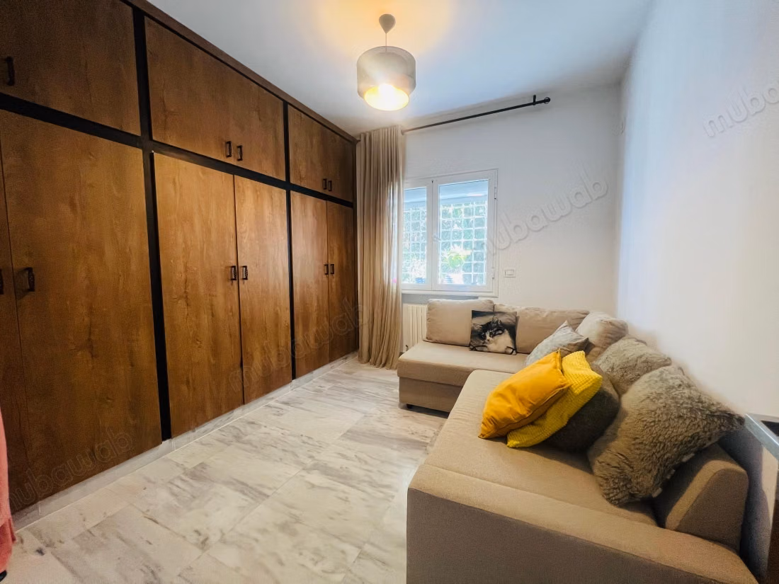 A vendre un Duplex en S3 de 110m² à Ennasr 1