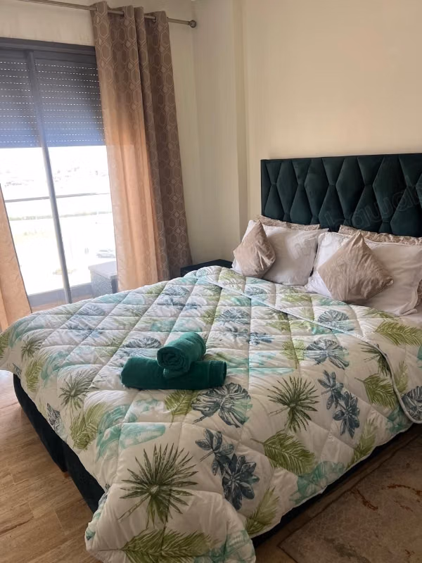 Appartementen te huur in Hay Mohammadi. 3 aangename slaapkamers. Garage en terras