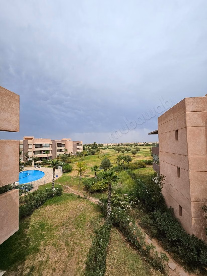 Apartamento de 3 habitaciones en el Golf con Vista al Atlas