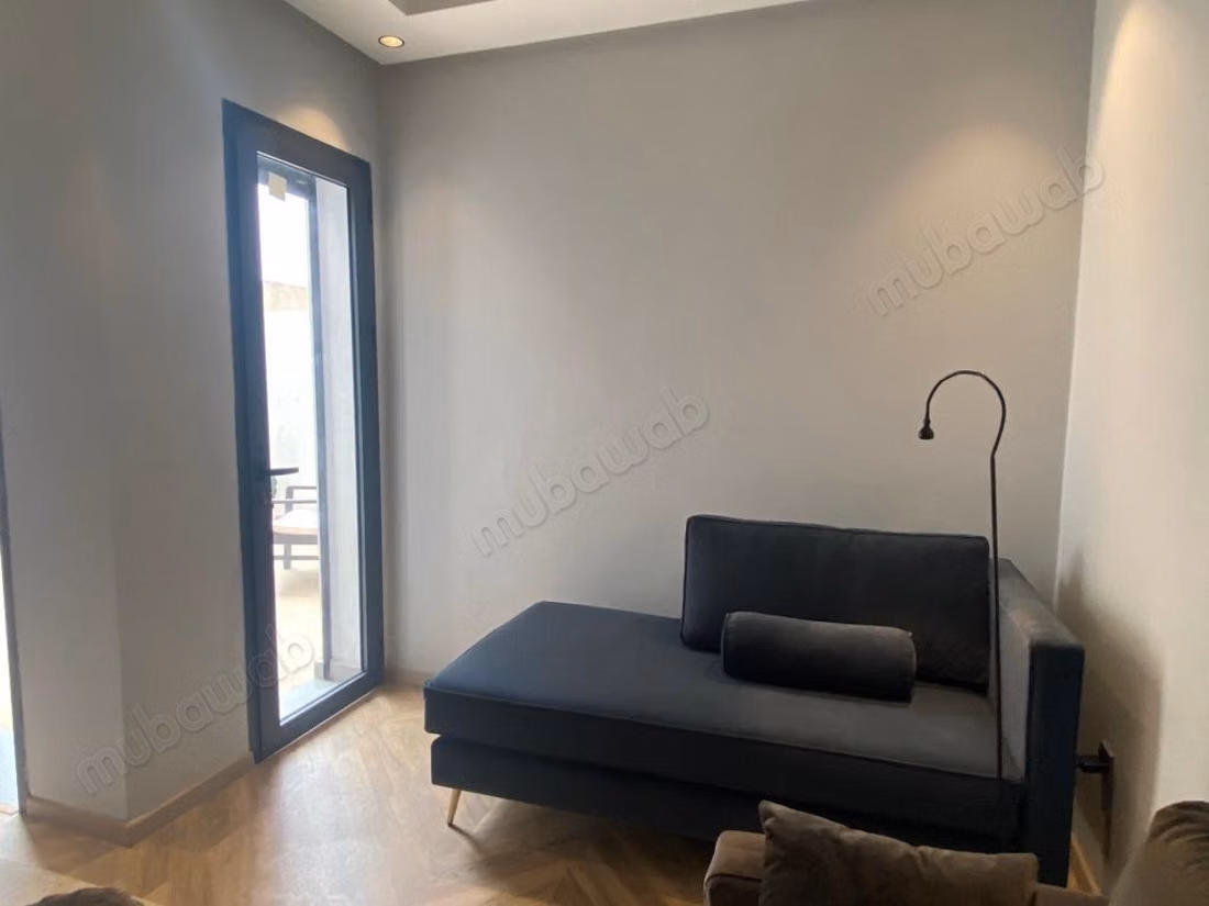 Superbe Studio 70m² meublé avec terrasse, CIL