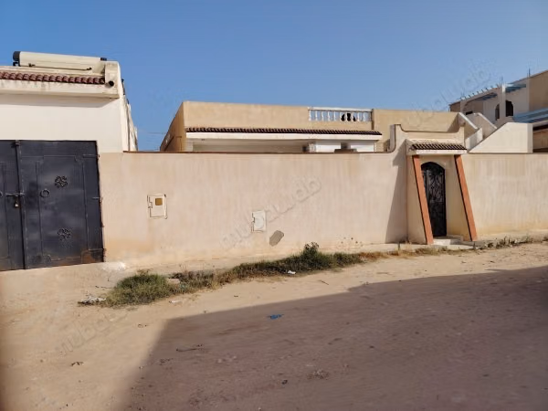 Très belle maison en vente à Midoun. 3 chambres. Z