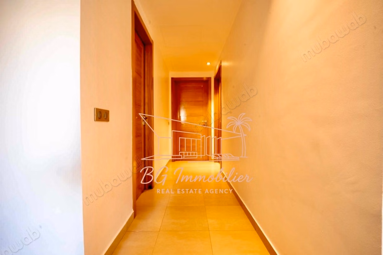 Affitto di un bellissimo appartamento a Ville Nouvelle. 2 camere. Arredato