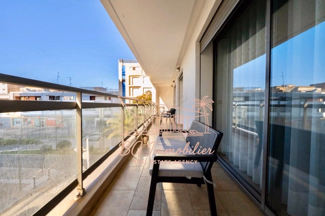 Affitto di un bellissimo appartamento a Ville Nouvelle. 2 camere. Arredato