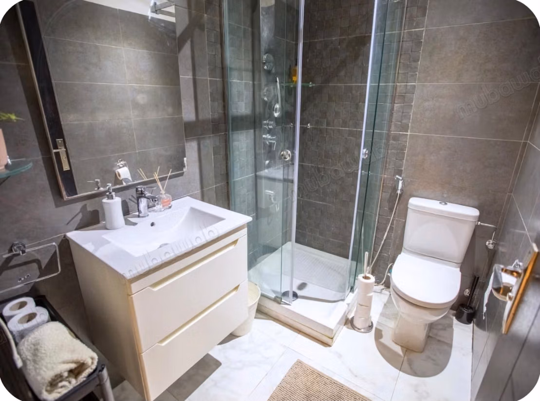 Studio propre meublé de 44 m² avec balcon à Gauthier