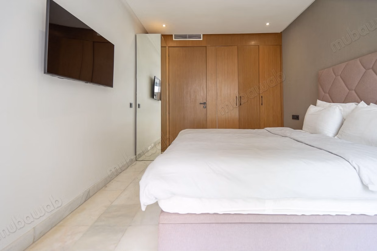 Furnished studio 55 m², 2 terraces, the princesses