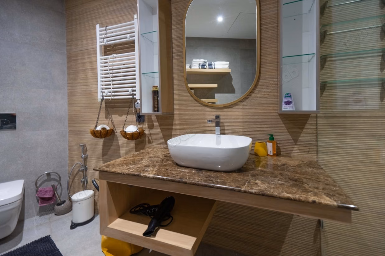 Furnished studio 55 m², 2 terraces, the princesses